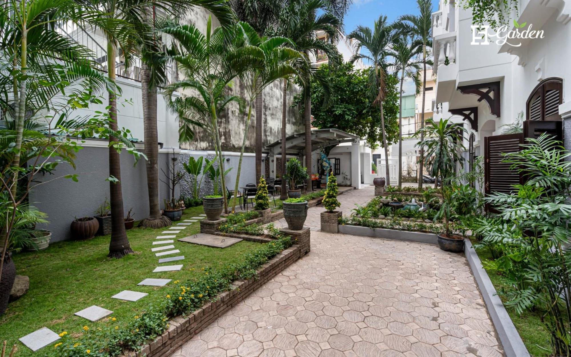 Отель 5H Garden Хошимин Экстерьер фото